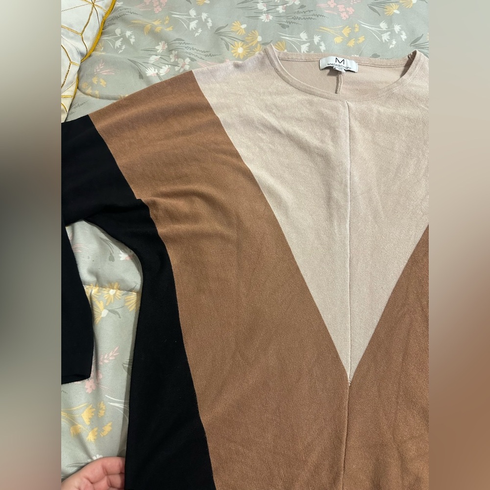 Geometric Color Block Sweater - Picture 4 of 4
